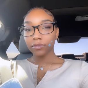 Meet your Posher, Mani